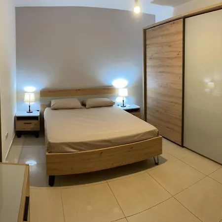 Spinola Bay - St Julians Near Prime Location *