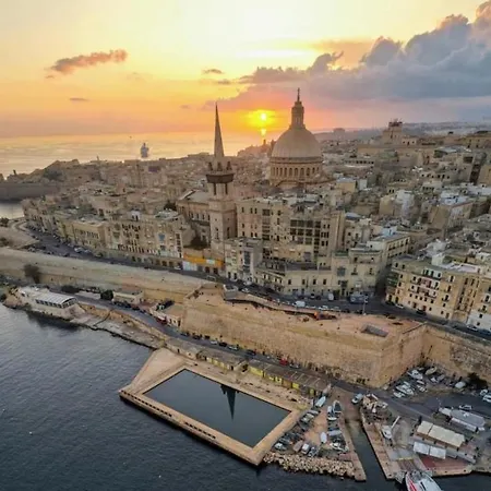 Spinola Bay - St Julians Near Prime Location
