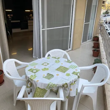 Spinola Bay - St Julians Near Prime Location * سانت جوليان