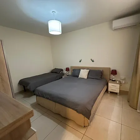 Lejlighed Spinola Bay - St Julians Near Prime Location Saint Julian's