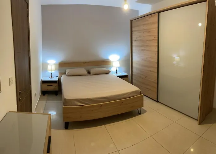 Spinola Bay - St Julians Near Prime Location *